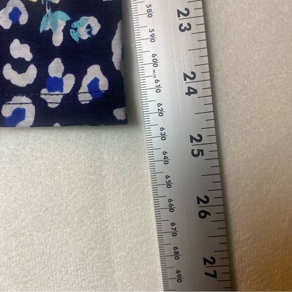 White Birch Blue/Floral Design Body Suit Size Medium - Picture 10 of 10